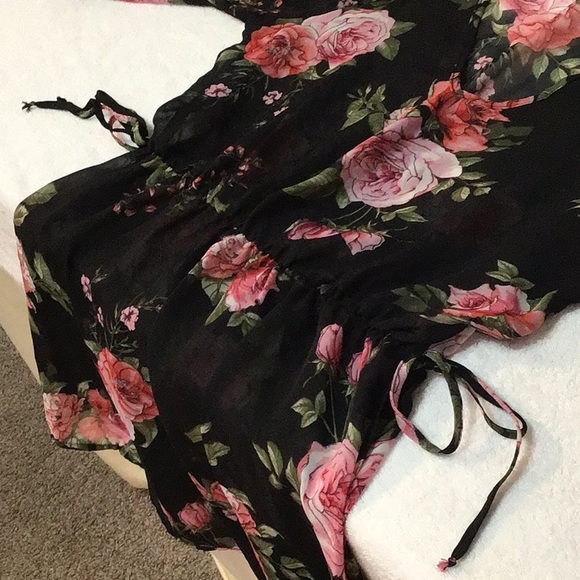 Ultra Beach sheer cover up size large - Picture 8 of 10